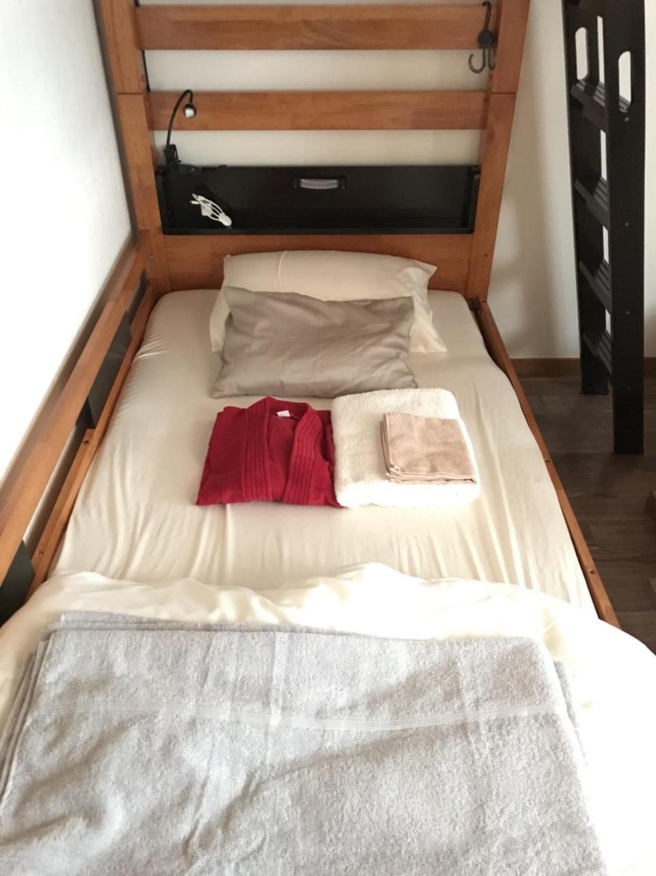Nono teru Narita Hostel Bagian luar foto