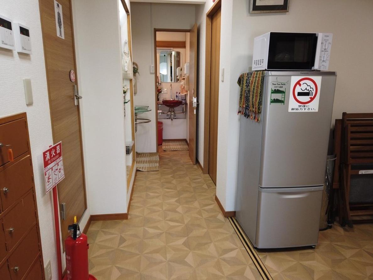 Nono teru Narita Hostel Bagian luar foto
