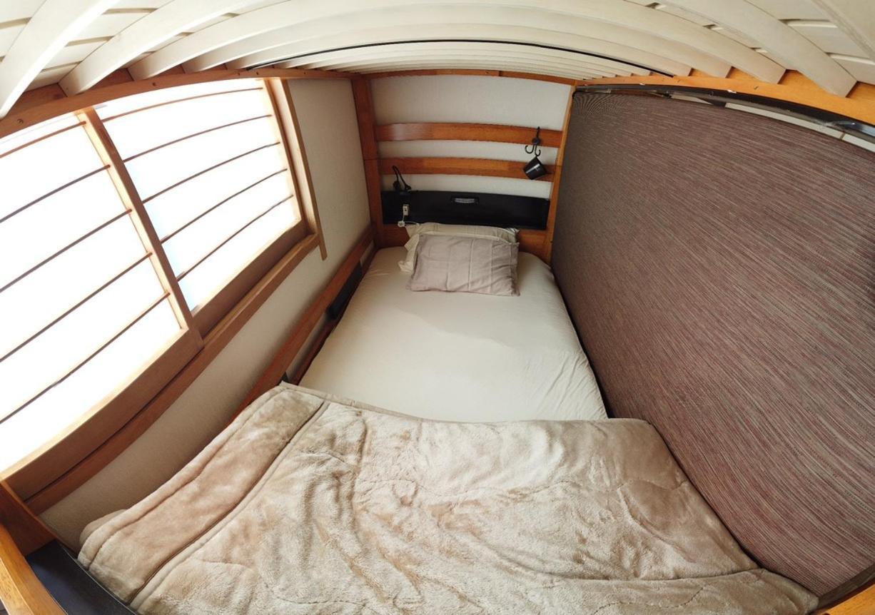 Nono teru Narita Hostel Bagian luar foto